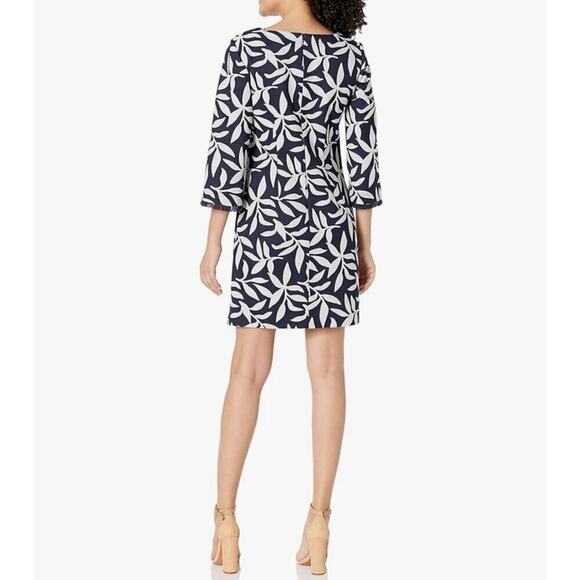 Trina Turk Alena Shift Dress White Navy 2 NWT - Picture 2 of 5